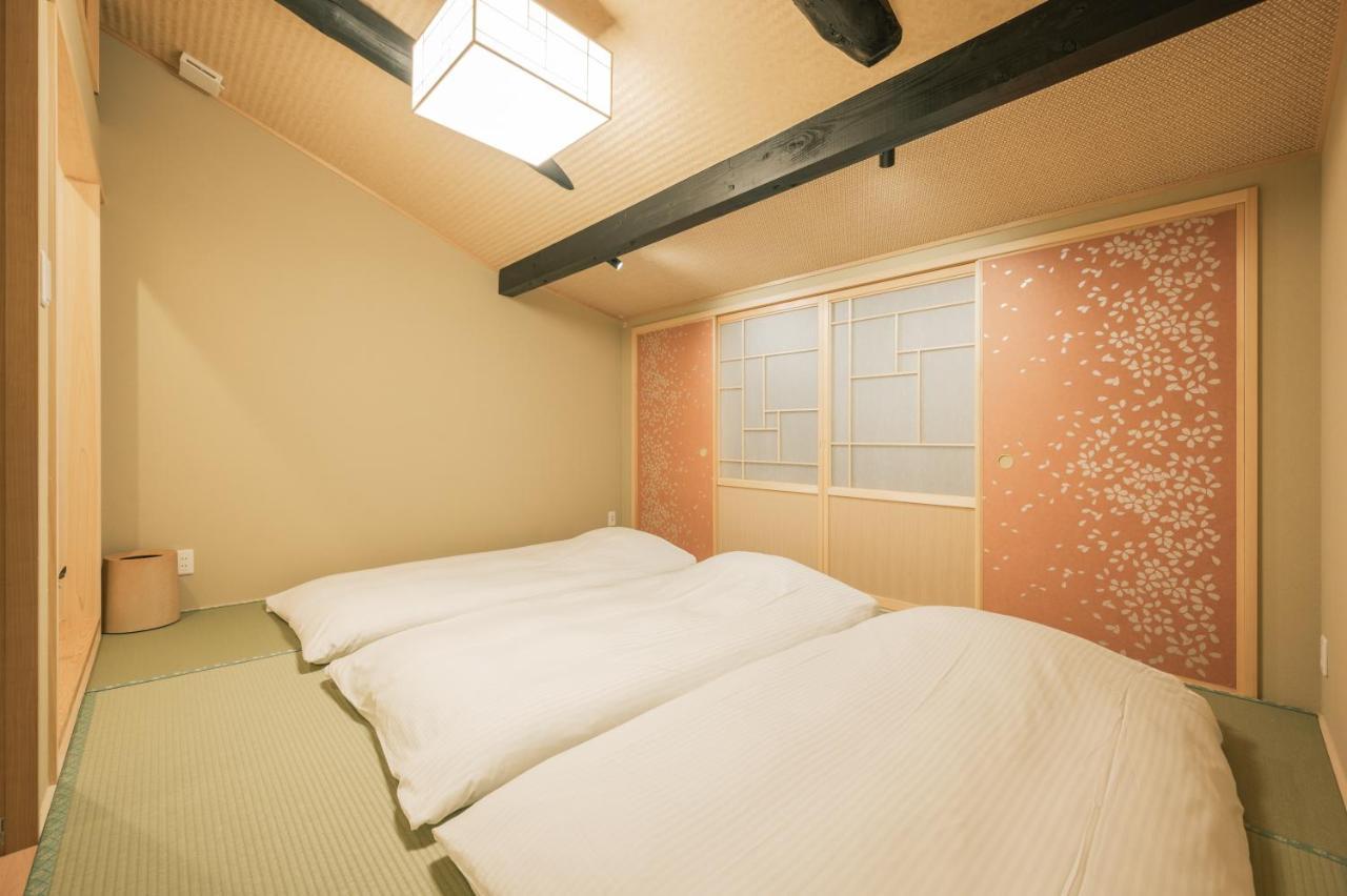 Вилла 町屋 泉東山 Machiya Izumi Higashiyama Giommachi Экстерьер фото