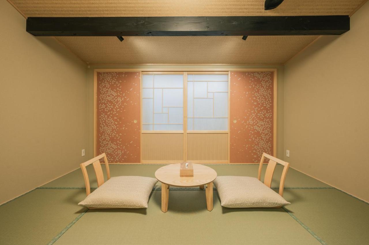 Вилла 町屋 泉東山 Machiya Izumi Higashiyama Giommachi Экстерьер фото